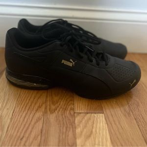 PUMA men’s black soft foam athletic sneakers